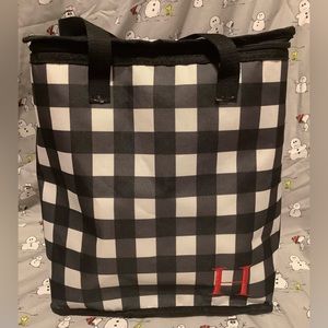 Lunch bag with letter H